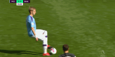 法甲半场：隆吉耶破僵，客队三中门框，梅斯暂0-1雷恩